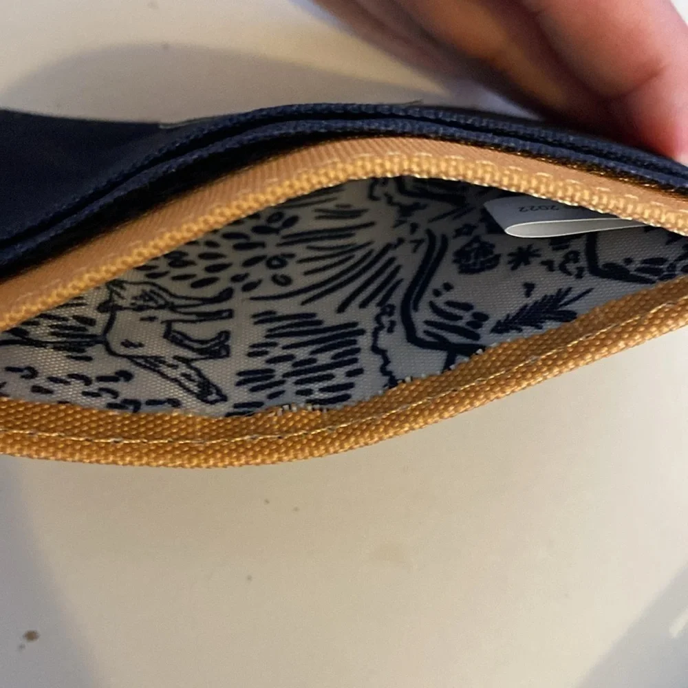 Joules On The Go Card Wallet in Navy Blue and Yellow